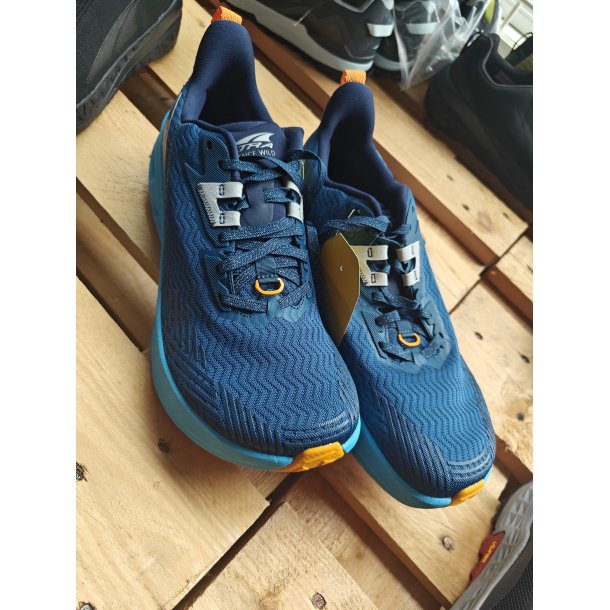 ALTRA EXPERIENCE FORM
